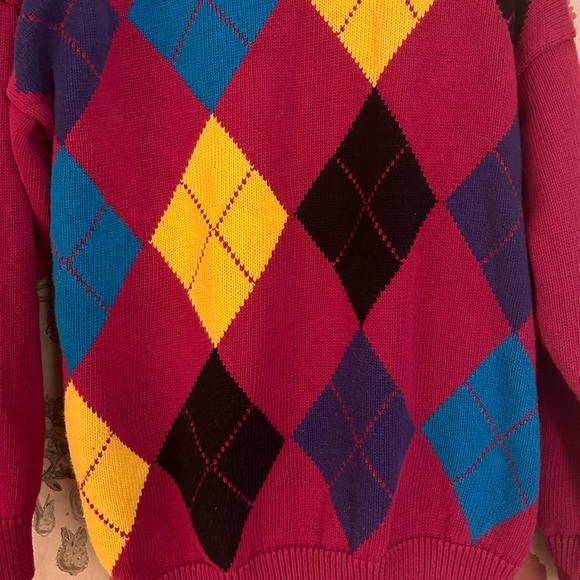 Celina Yang argyle sweater🧶 - Picture 3 of 4